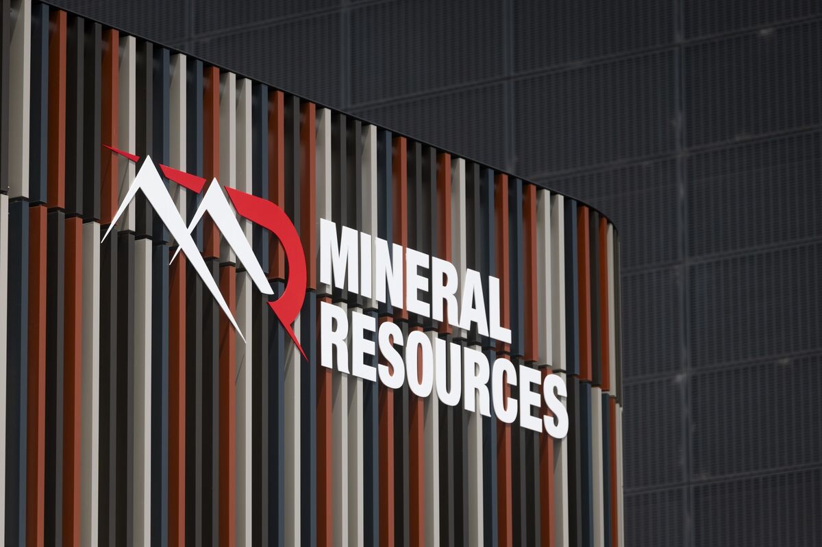 Mineral Resources Swings to Hefty Loss Due to Lithium Weakness