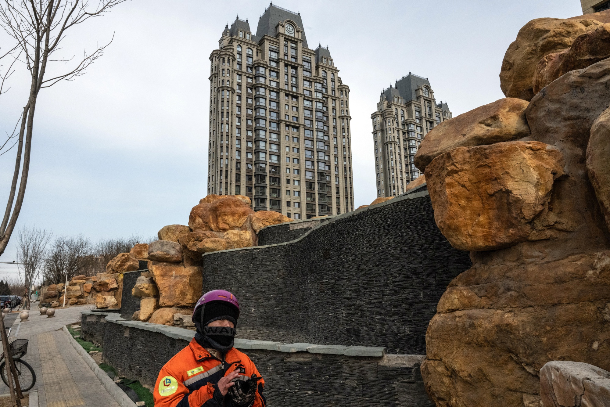 Residential buildings at the Evergrande Palace project, developed by China Evergrande Group, in Beijing, China, on Wednesday, Jan. 31, 2024. China Evergrande Group creditors are set to recover just a fraction of the billions of dollars worth of the builder's debt they hold, with most of its assets likely hard to access for liquidators. Source: Bloomberg