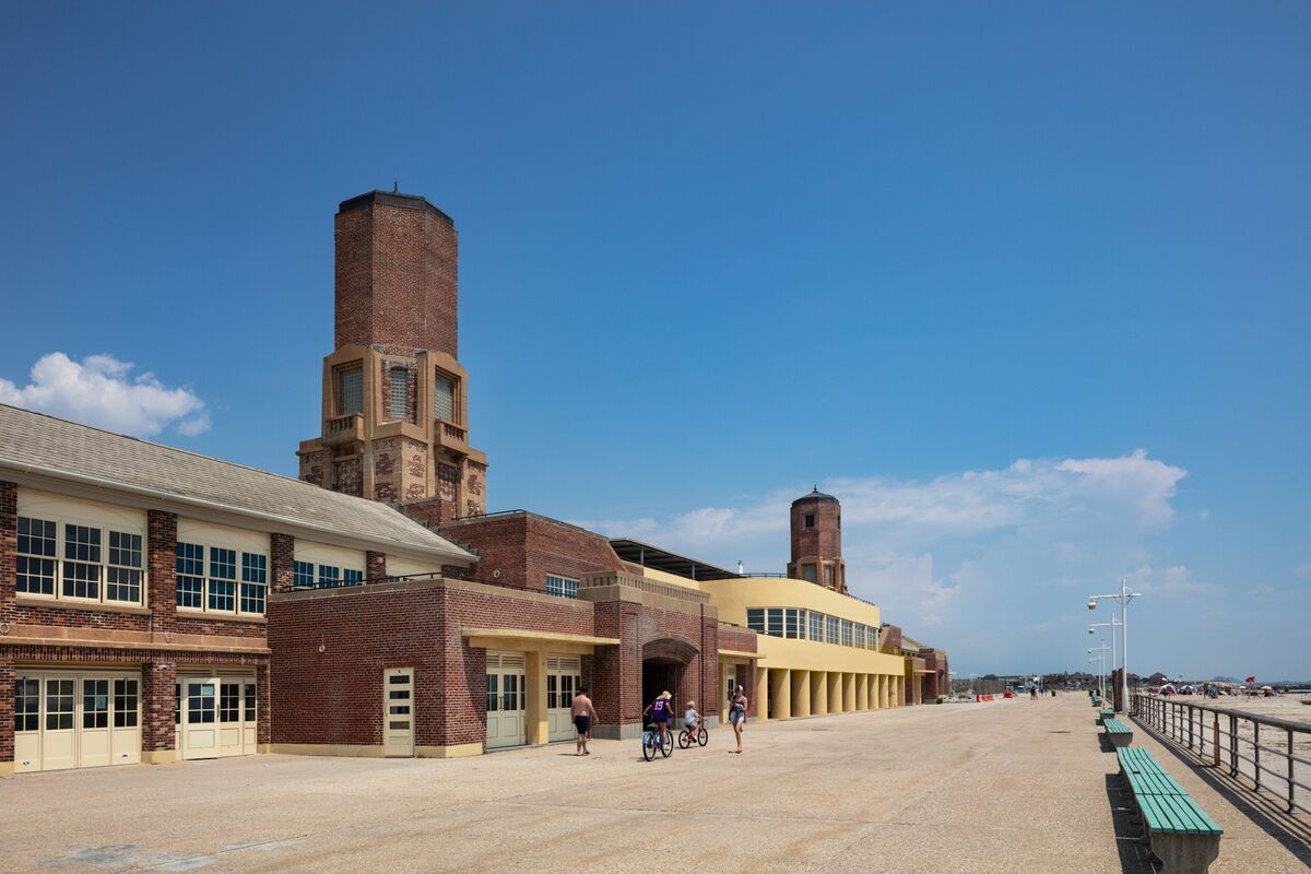 Art Deco Bathhouses Showcase the Glory of NY's Public Beaches