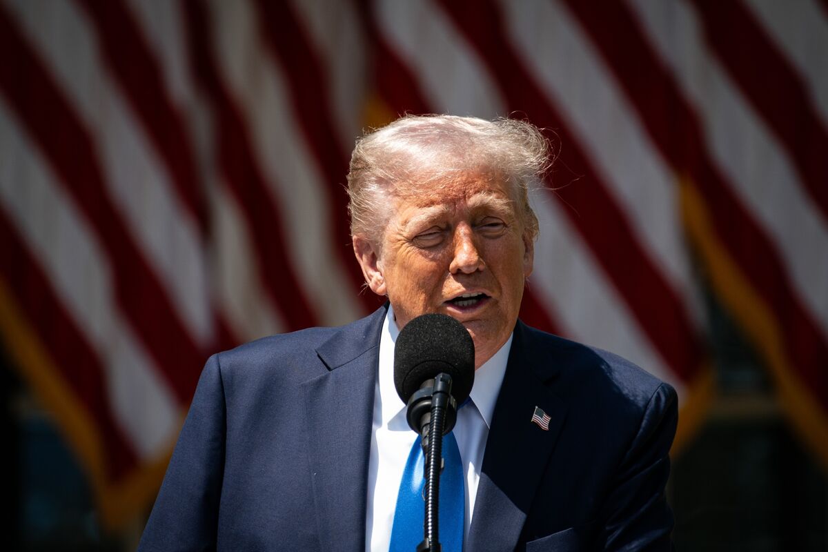 🟪"Trump rivede la sua posizione: la Russia resta esclusa dal G7"
