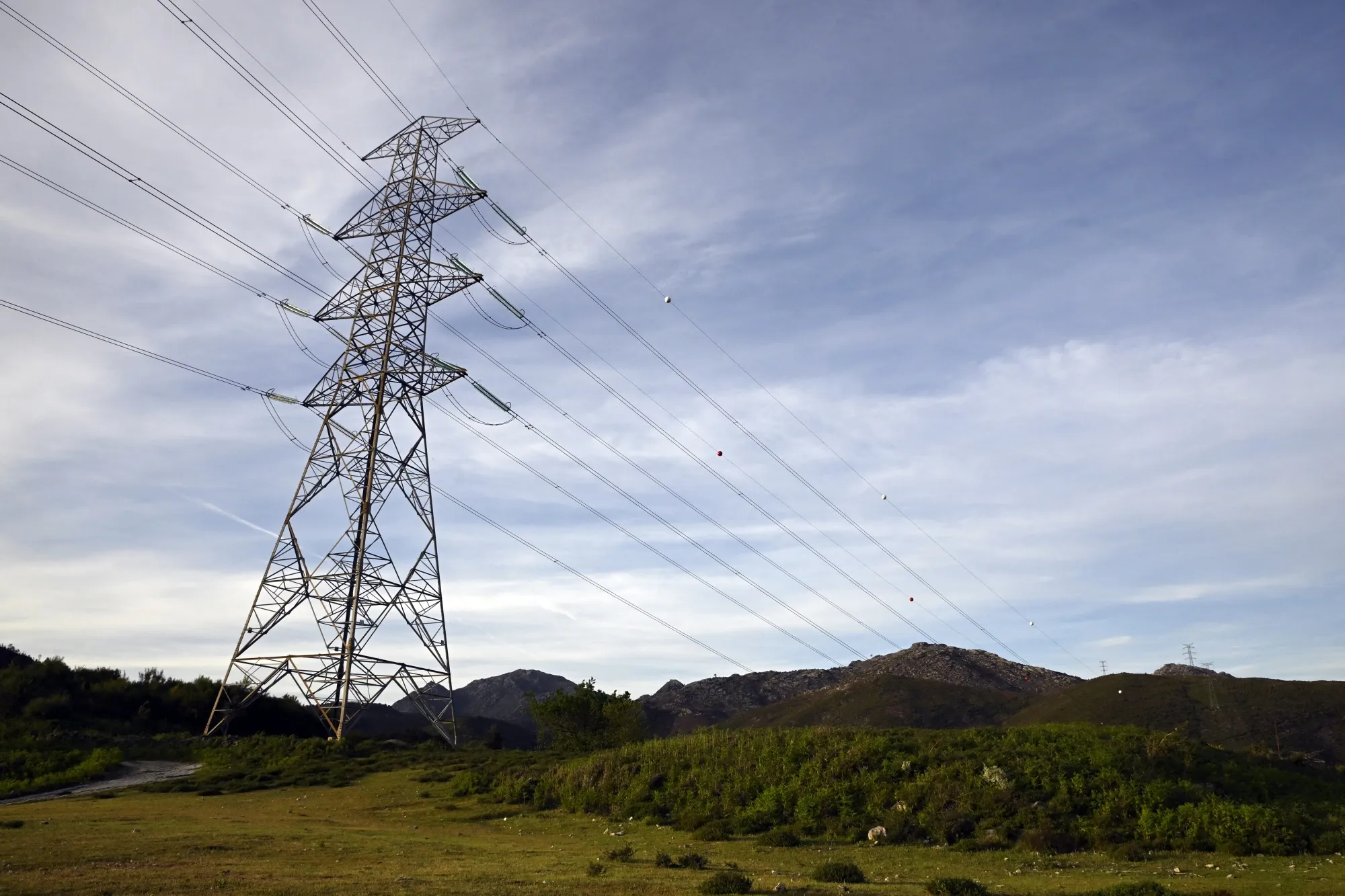 High-voltage transmission towers&nbsp;near the border with Spain&nbsp;in Lindoso, Portugal.