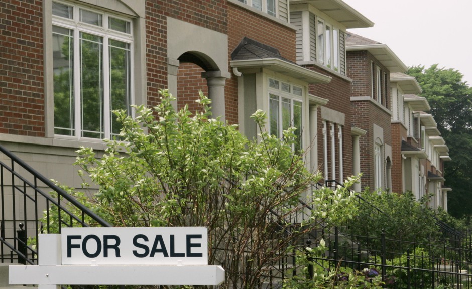 Hey, Chicago house hunters: Prices on the South Side are a lot lower. 