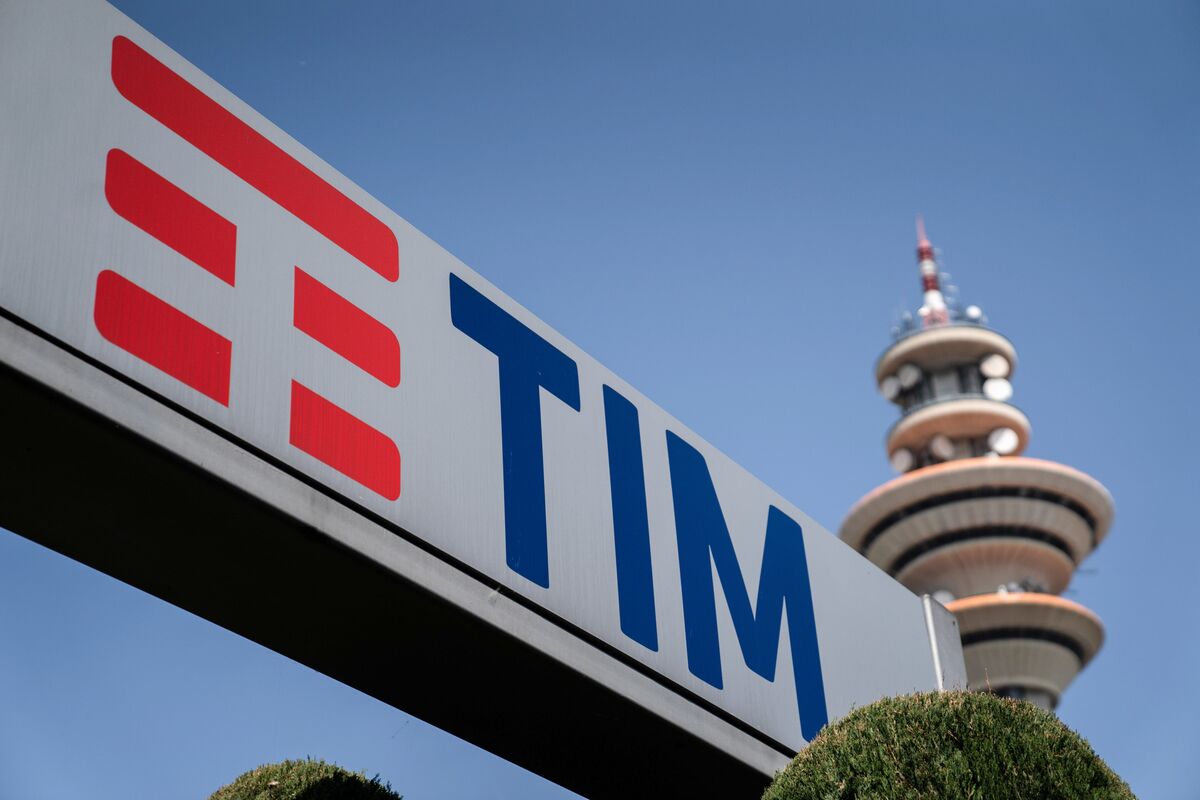 Italy State Lender to Drop $21 Billion Telecom Italia Grid Offer