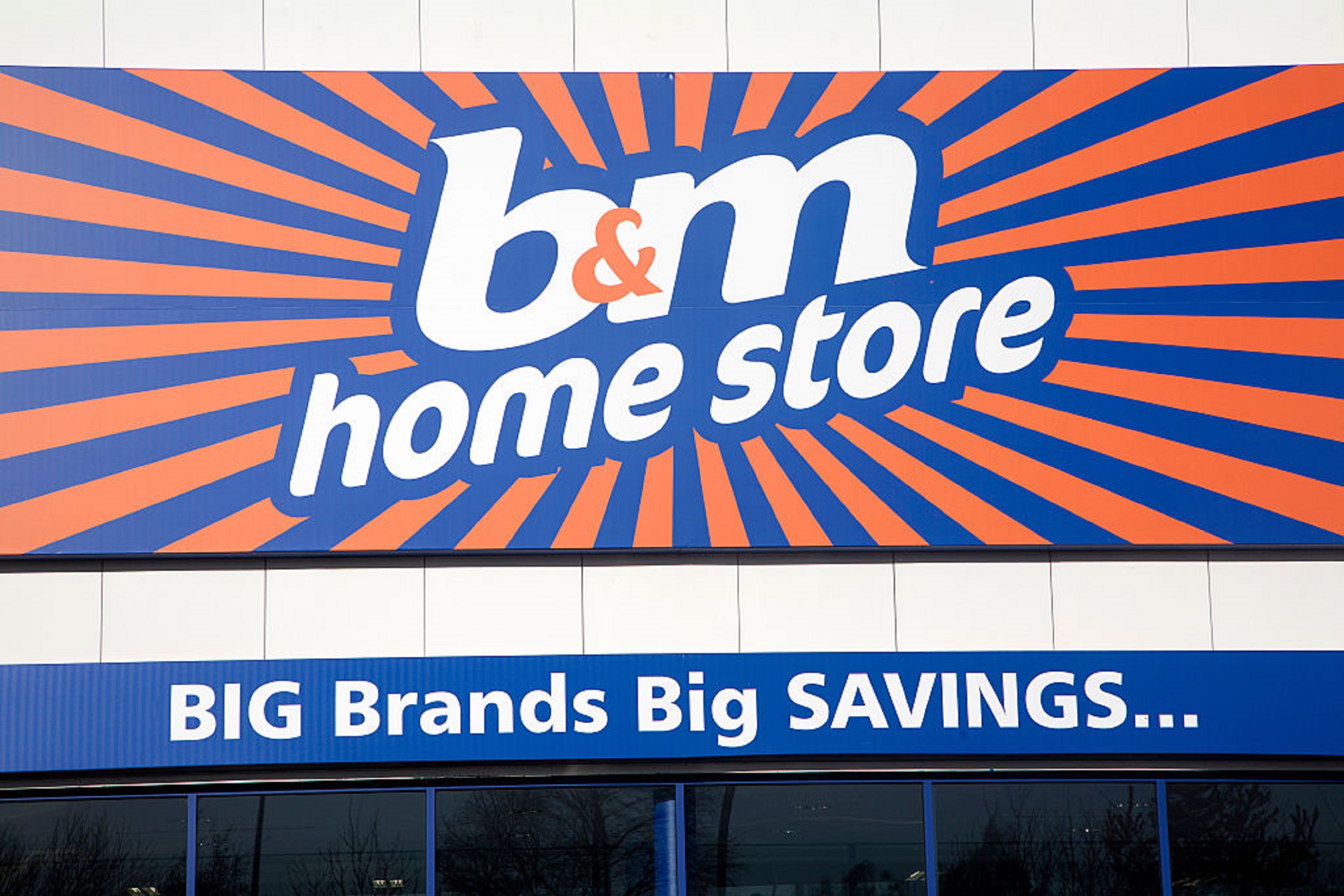 B&M Britain's Plastic King Undone By Water Pistols - Bloomberg