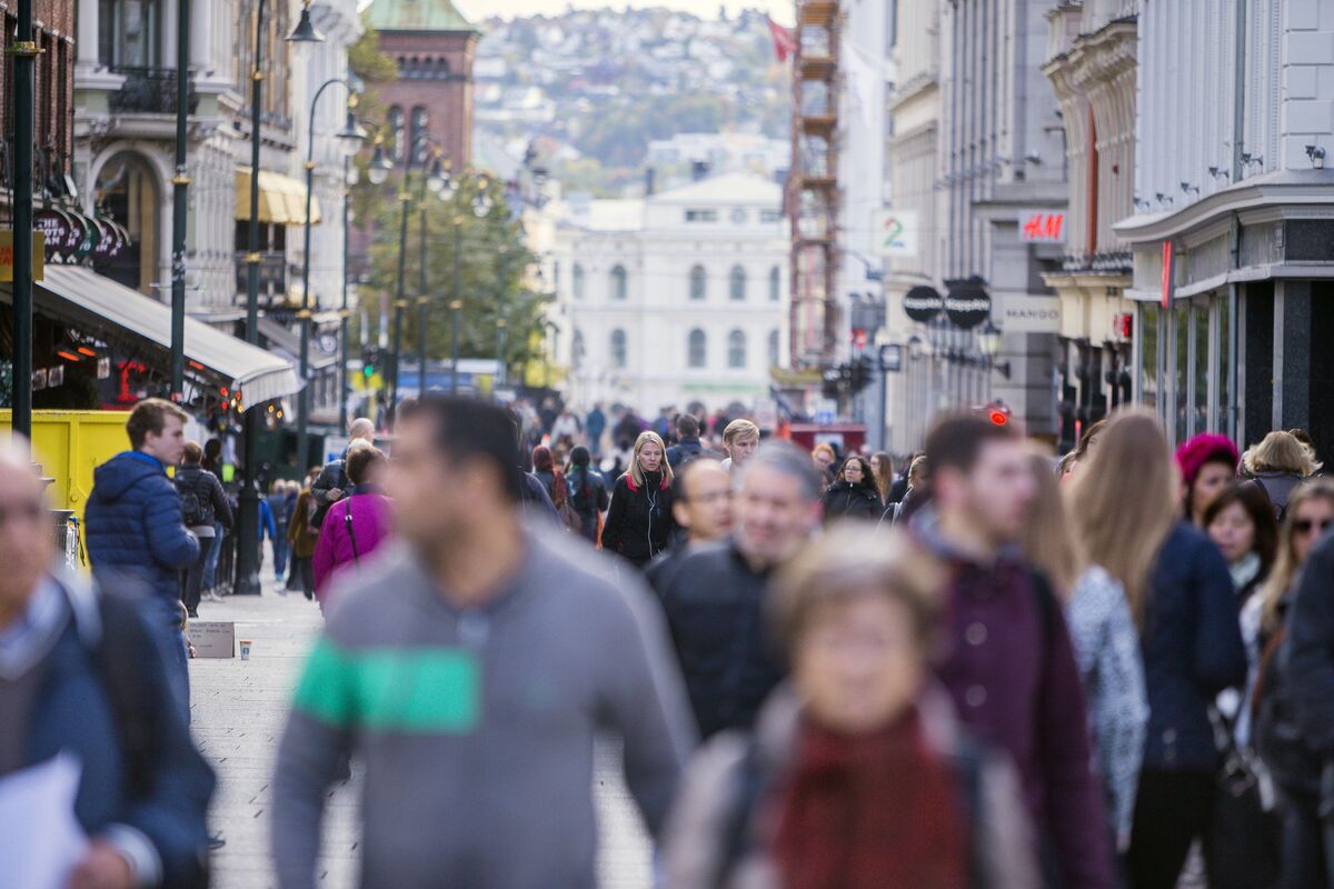 Norway’s Economy Keeps Growing, Backing Another Hike - Bloomberg
