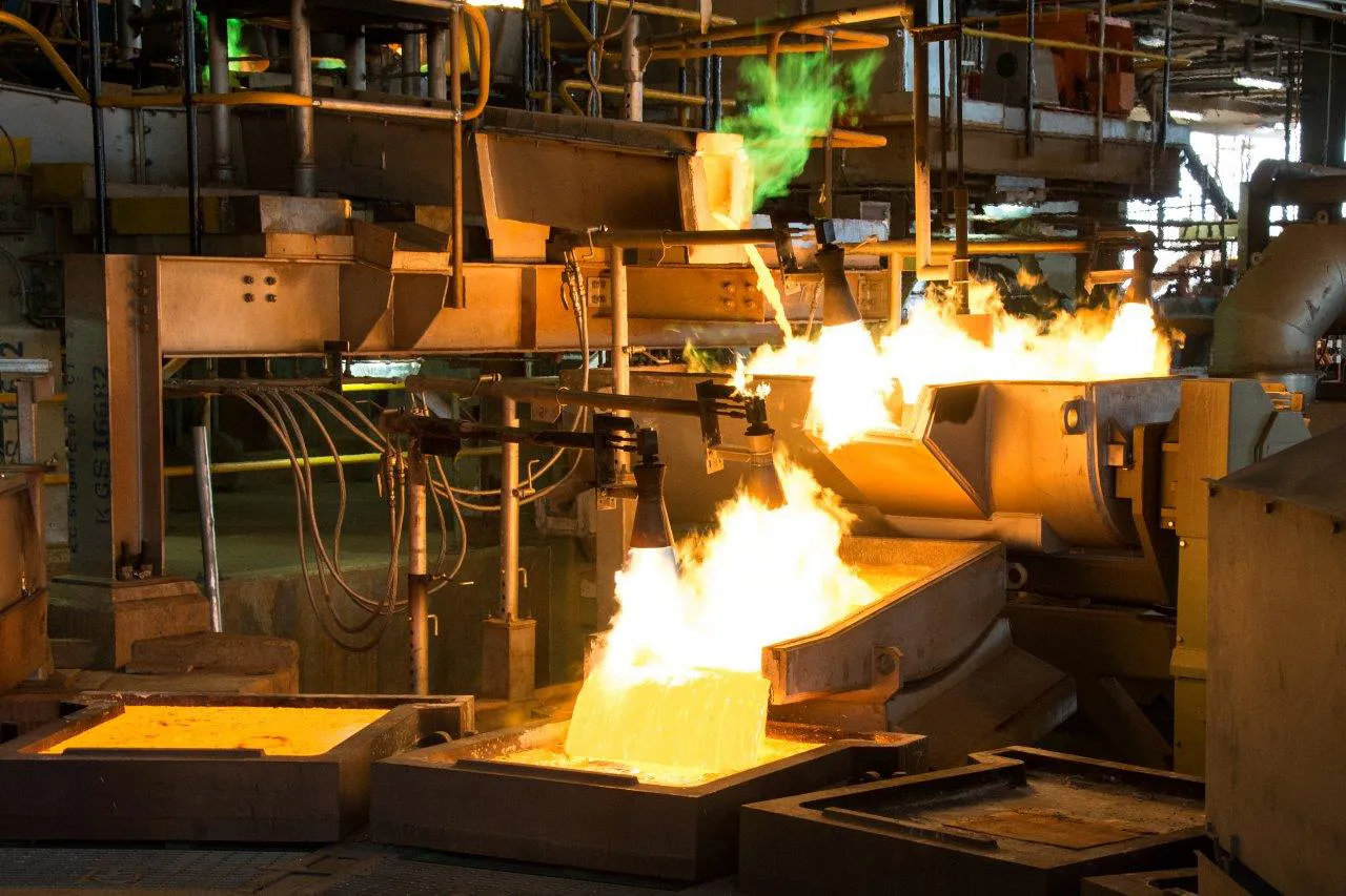 A copper plant.&nbsp;Panama’s tax dispute with&nbsp;First Quantum Minerals Ltd.&nbsp;over a giant copper mine underscores increasing political risks mining companies face in some regions, according to fellow Canadian metals producer&nbsp;Alamos Gold Inc.