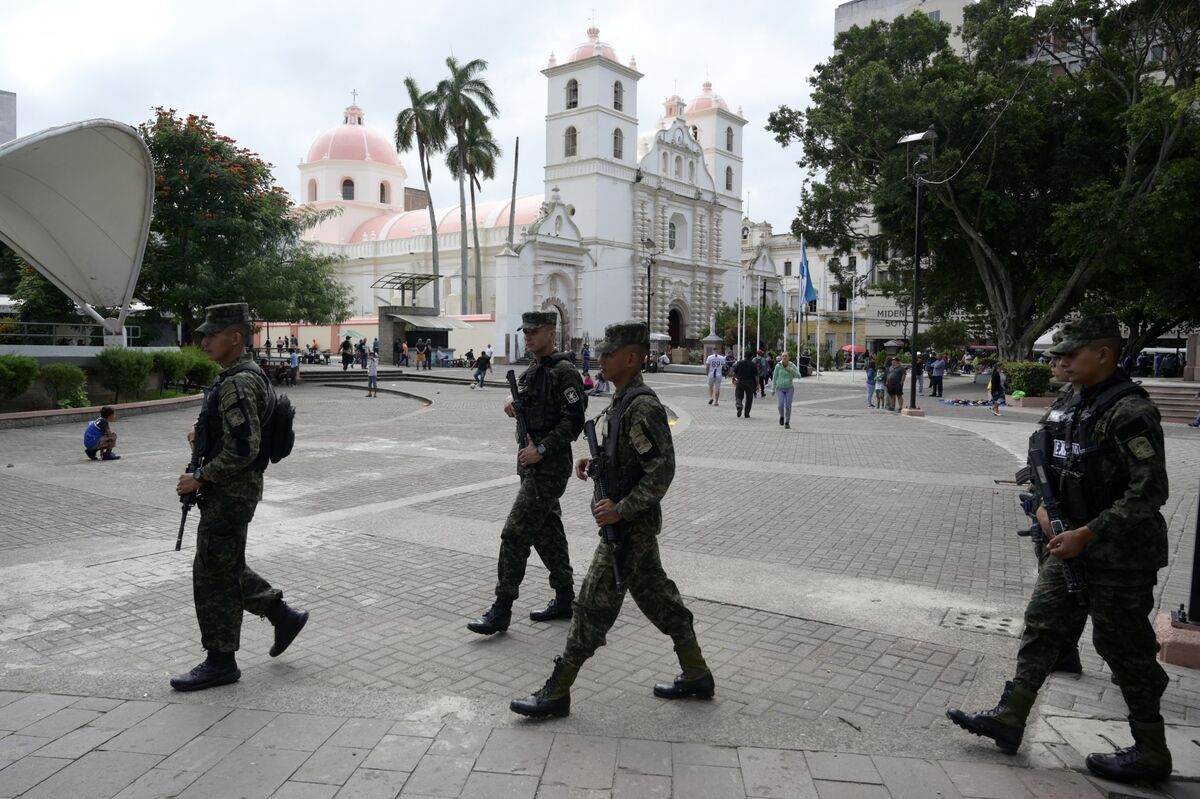 assets.bwbx.io image