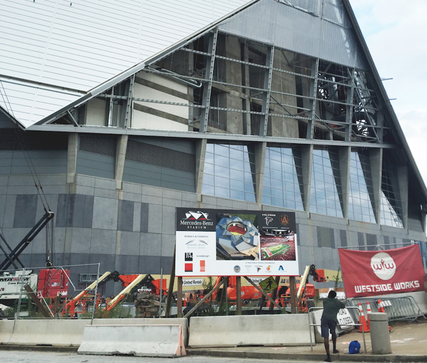 Roof at Mercedes-Benz Stadium in Atlanta finally open for business