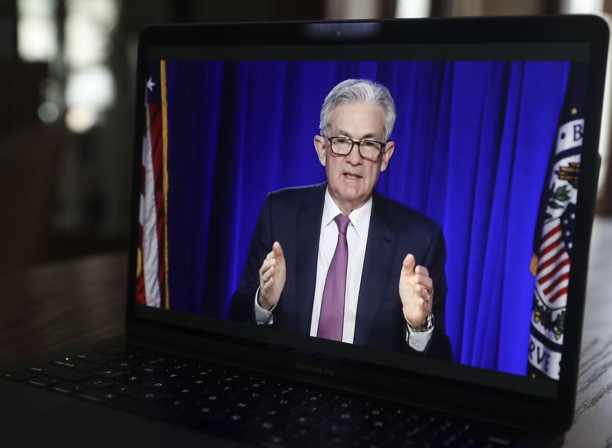 The Fed Should Say It’s Ready to Rethink on Interest Rates - Bloomberg