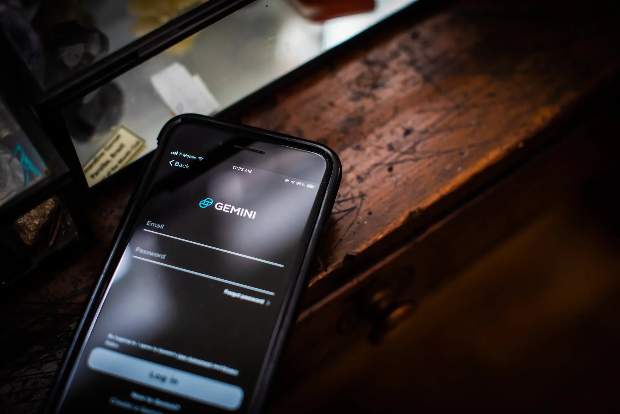 Bankrupt Genesis Sues Crypto Firm Gemini to Recover $690 Million - Bloomberg