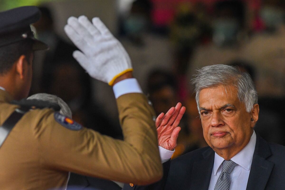 A Fallen Dynasty Backs Sri Lanka’s Leader As Creditors Seek Answers ...