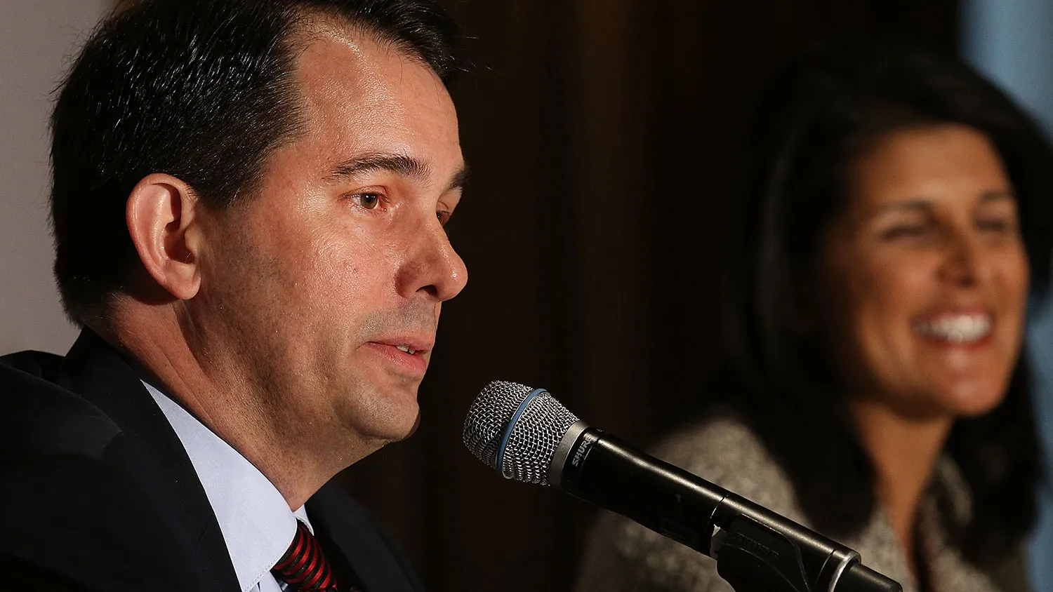 Wisconsin Gov. Scott Walker attends a news briefing during the Republican Governors Association's quarterly meeting on May 21, 2014 in New York City.
