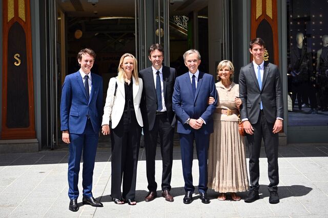 Arnault family members: Frédéric, Delphine, Antoine, Bernard, Hélène and Alexandre