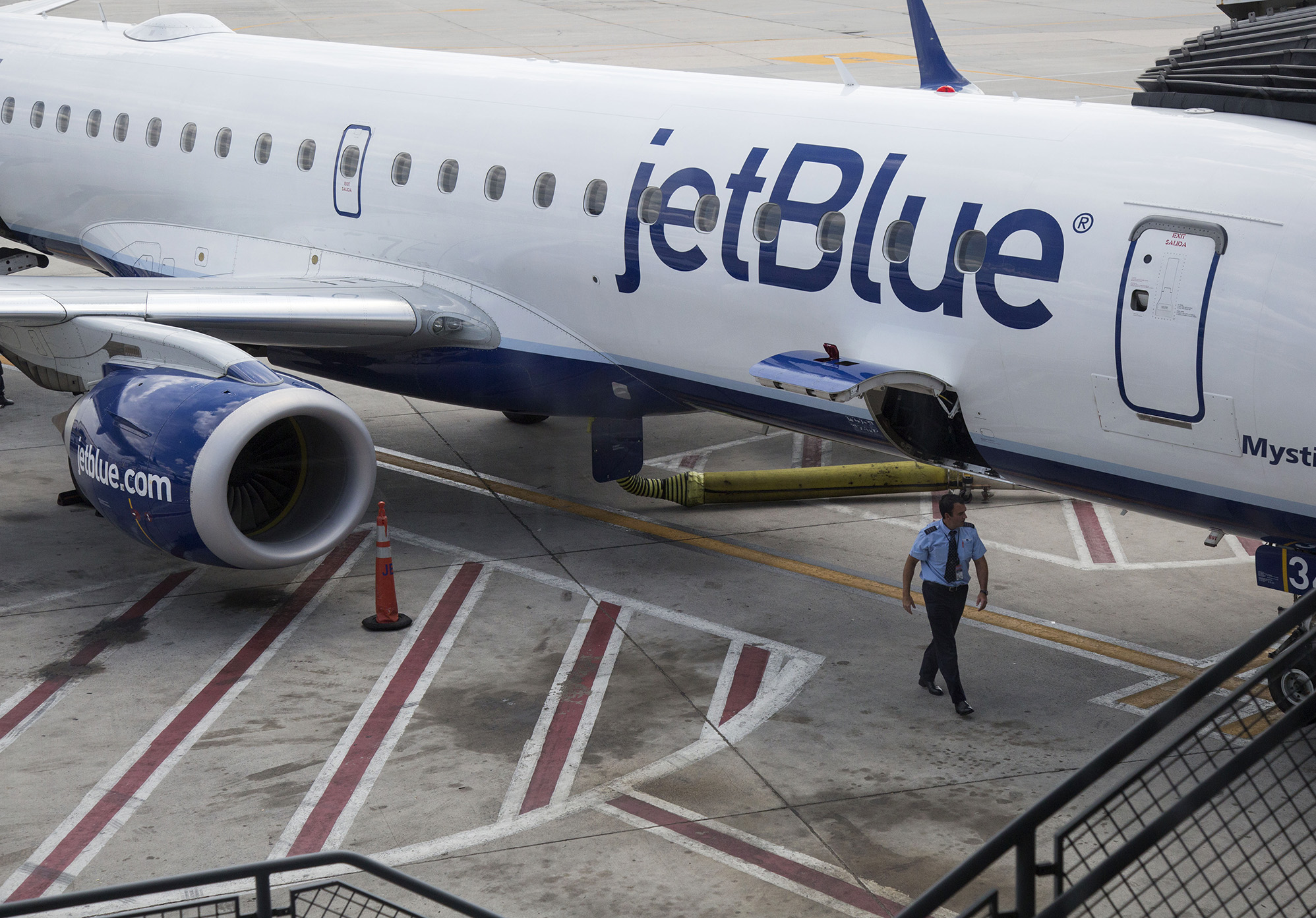 Southwest, JetBlue Say Sabre Outage Blocks Flights Bookings - Bloomberg