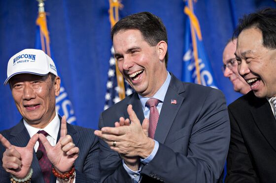 Foxconn Struggles to Put Wisconsin First