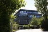 relates to ワイヤーカード、730人削減へ-裁判所が破産手続き開始を決定