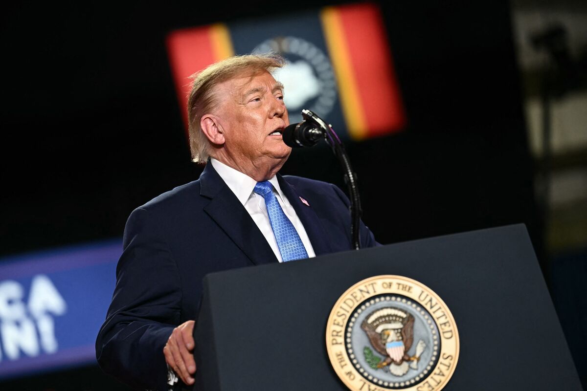 Trump Rallies in Mississippi With Republican Senate Seat at Risk