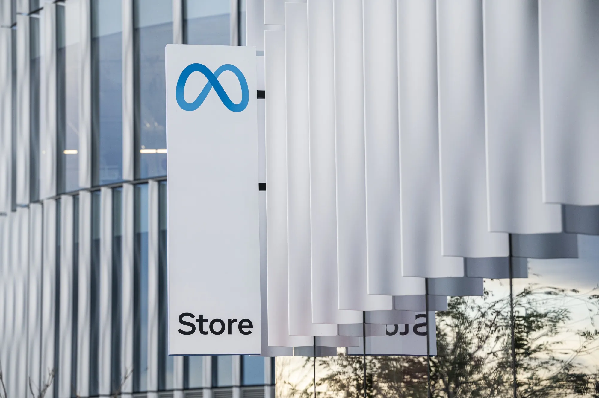 Flagship companies have warned about the outlook in numerous sectors, including Meta Platforms.