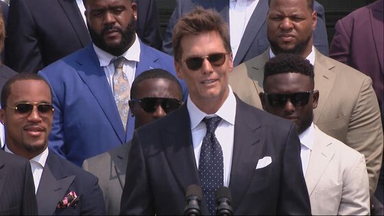 Tom Brady Pokes at Trump’s False Election Claims in White House Visit