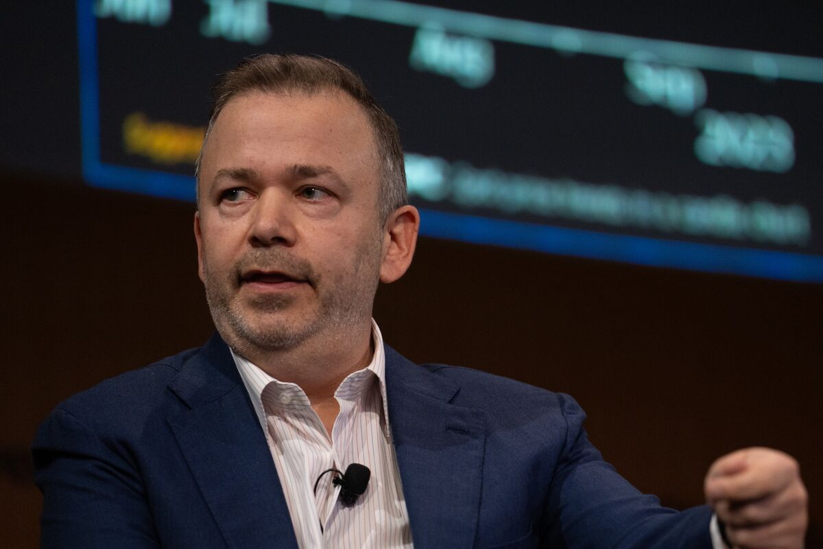 bloomberg.com - Gautam Naik - Boaz Weinstein's Hedge Fund Takes Aim at Impax's 'Terrible' Run