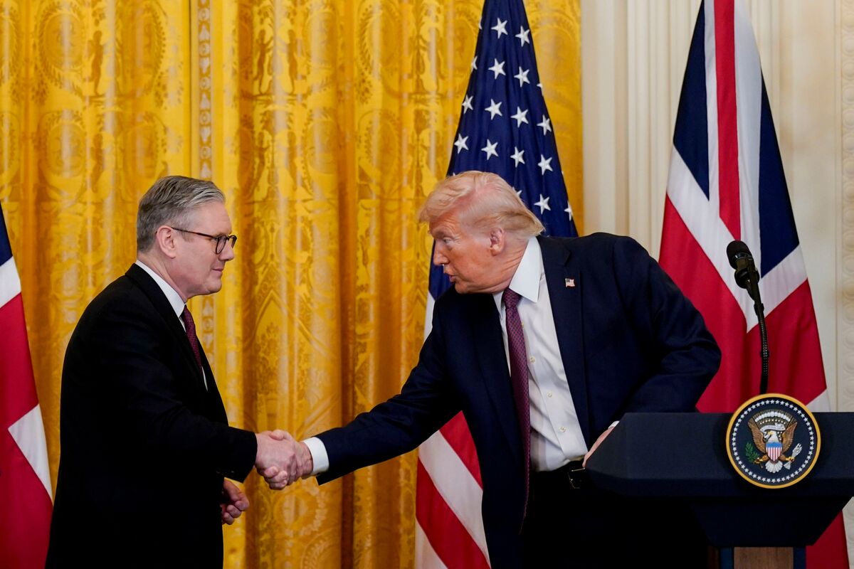 🟪"Lezioni di Diplomazia: Cosa Ci Insegna il Patto Inaugurale di Trump con il Regno Unito"