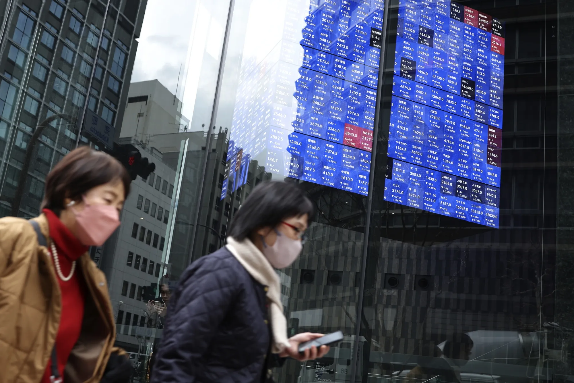 Stock Selloff Extends to Asia on Growth Concerns