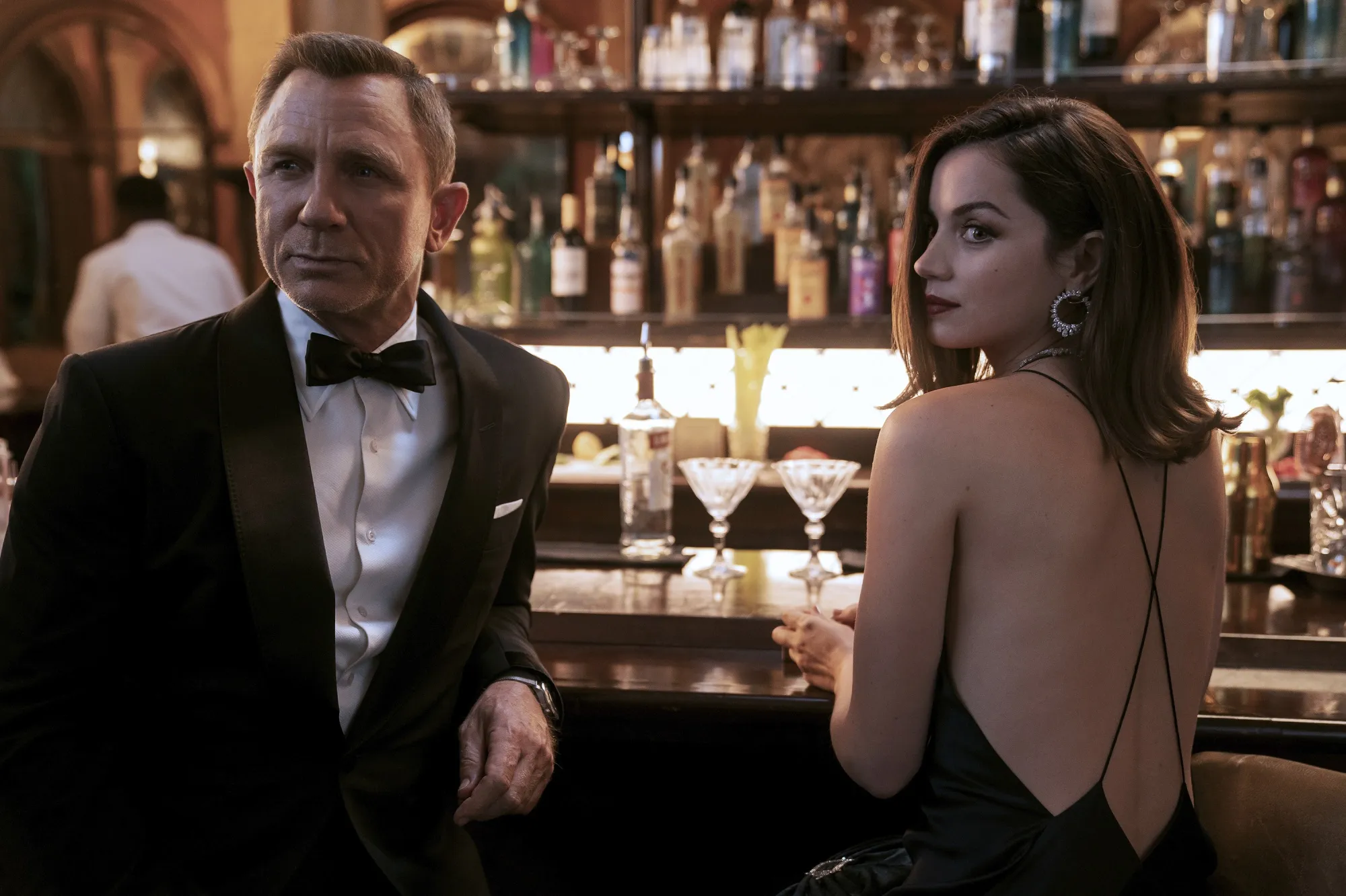 Daniel Craig and Ana de Armas in "No Time To Die."