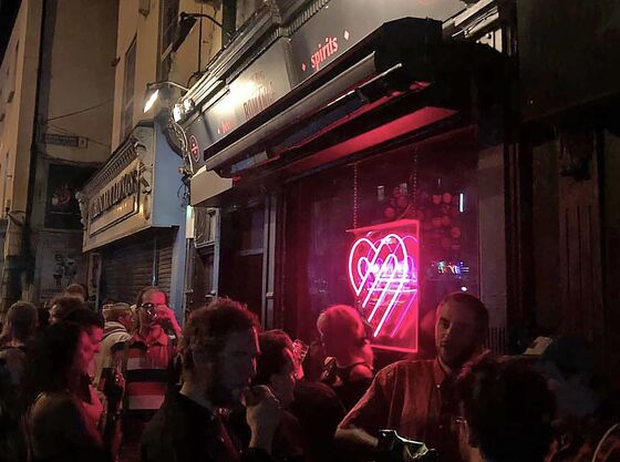 For a Dublin Bar, The Glass Is Half Full Even in Lockdown