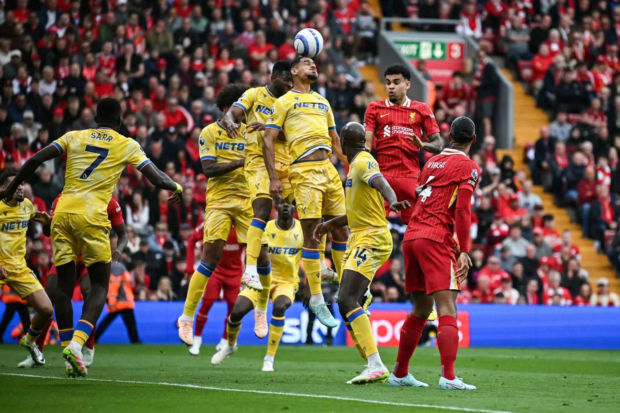 Crystal Palace's midfielder Jeffrey Schlupp&nbsp;heads the ball during a&nbsp;match between Liverpool and Crystal Palace in Liverpool,&nbsp;England, on May 25, 2025.&nbsp;