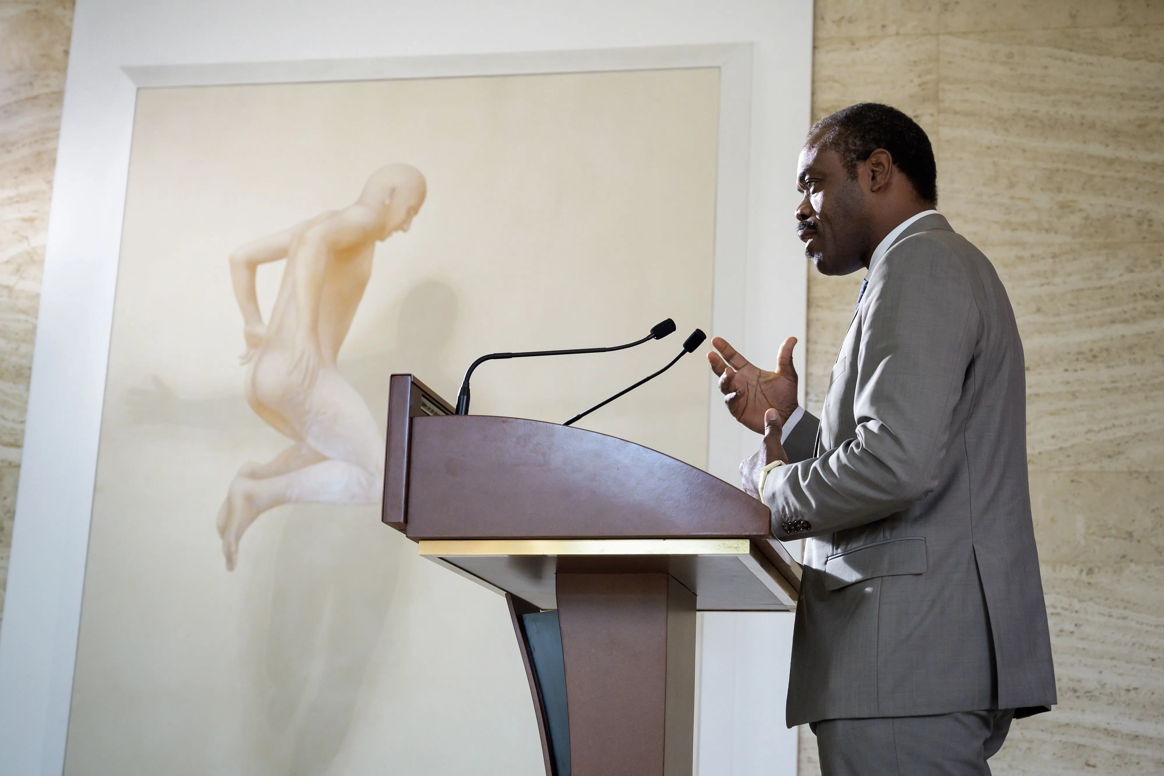 Oly Ilunga