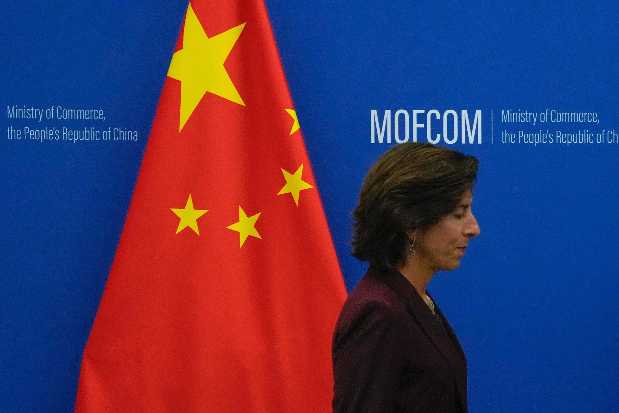 Gina Raimondo arrives for a meeting with her Chinese counterpart Wang Wentao at the Ministry of Commerce in Beijing on Aug.&nbsp;28.