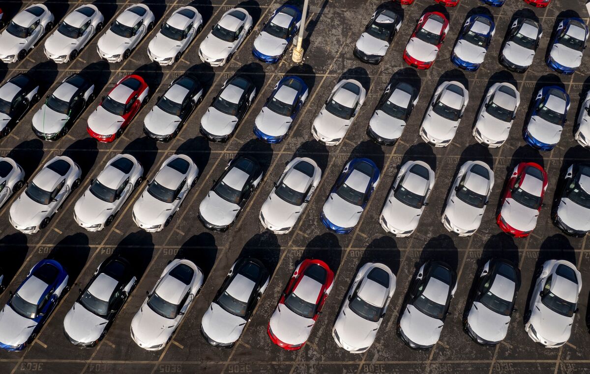 assets.bwbx.io image