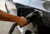 US Gasoline Tops $4 For First Time Since 2022 On Iran War