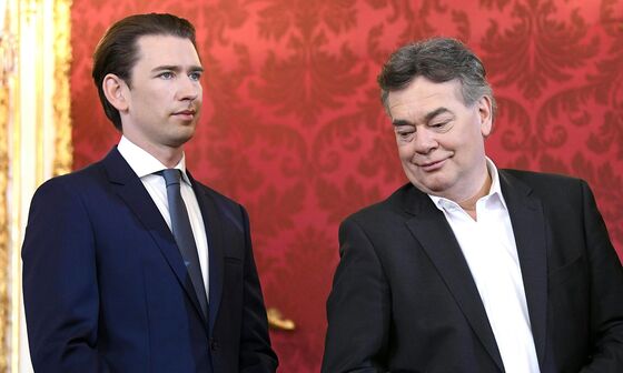 Kurz Returns to Chancellery After Sealing Historic Austrian Pact