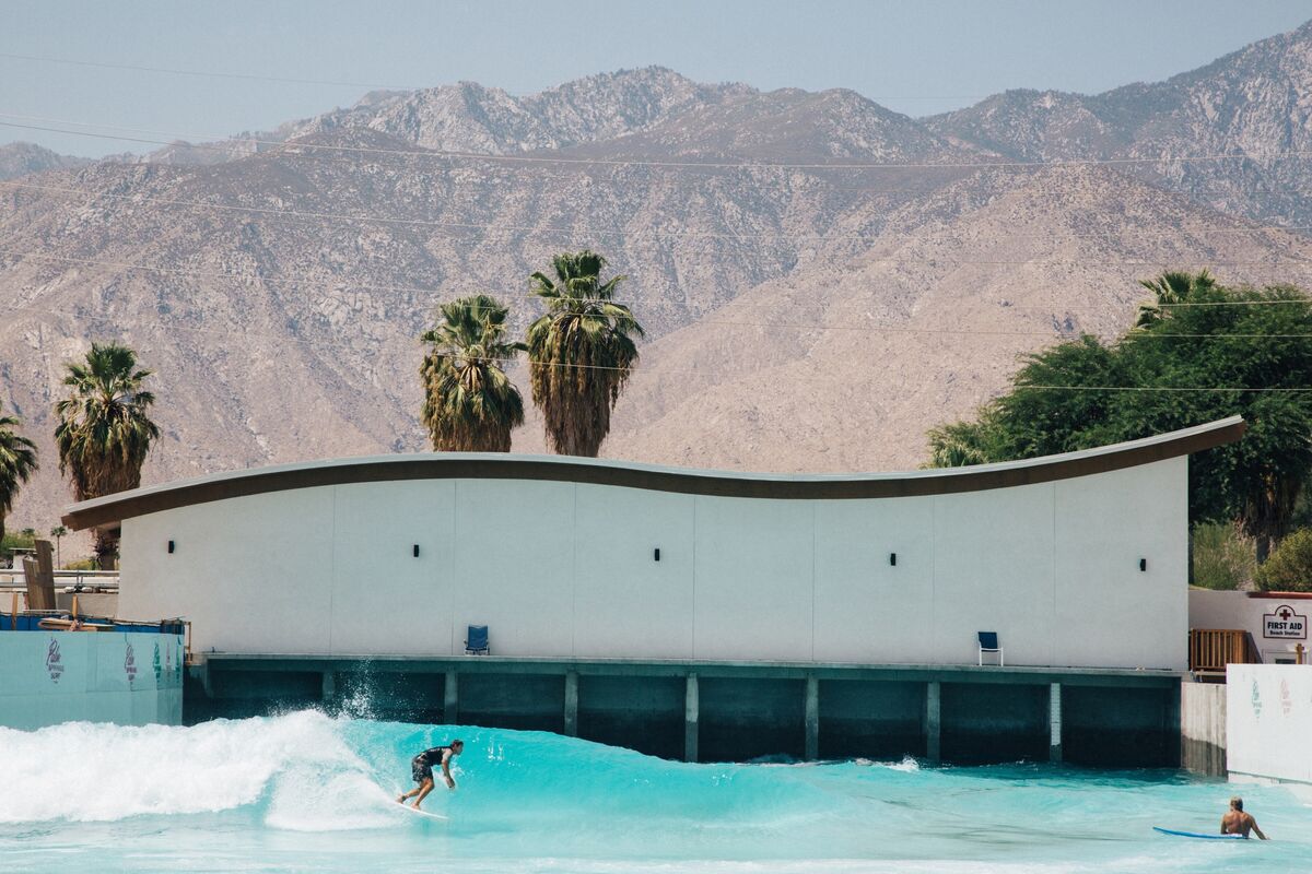 Surfing in the Desert Comes With a Climate Cost