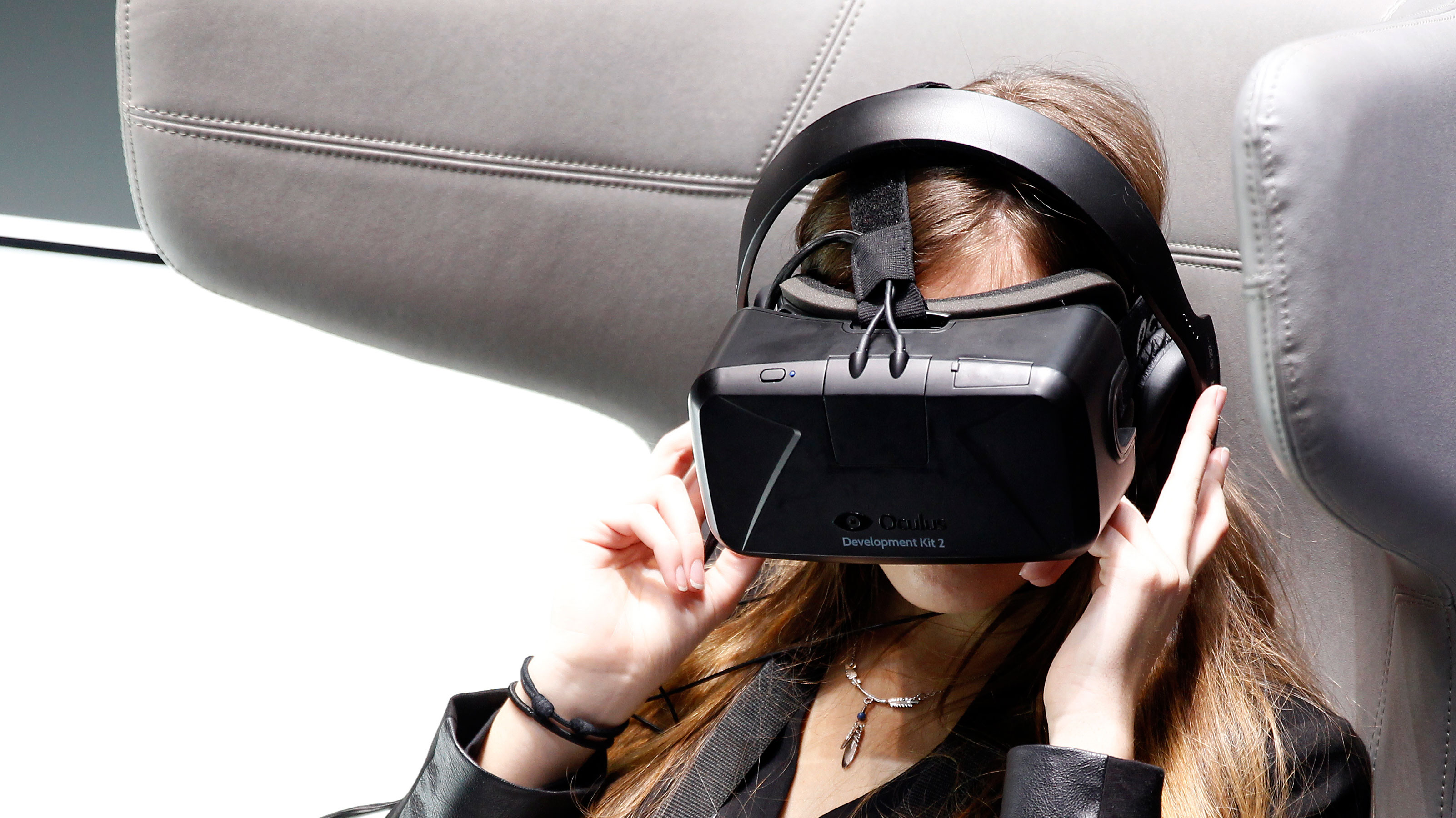 The Oculus Rift 2 VR headset is £100 less on  UK