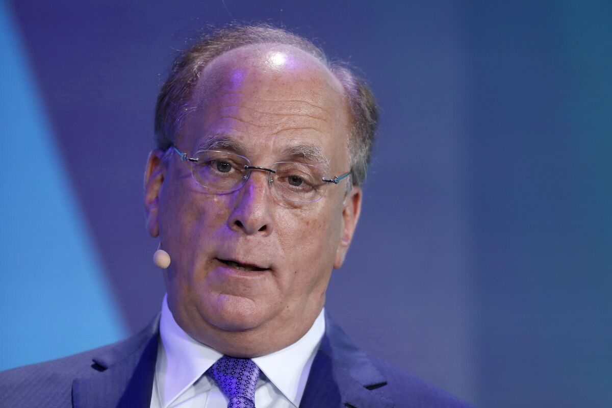 BlackRock's (BLK) Larry Fink Meets Big Oil, Its Foes to Navigate ...