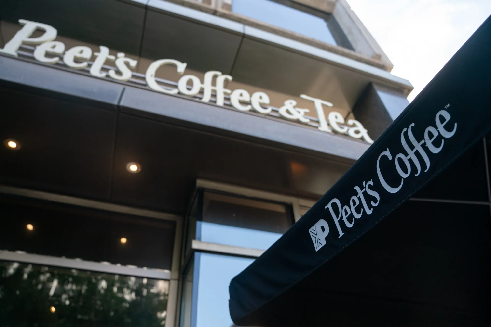 A Peet's Coffee &amp; Tea store in Washington, DC.