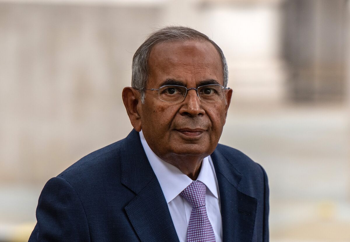 Patriarch’s Death Puts Spotlight on $14 Billion Hinduja Feud