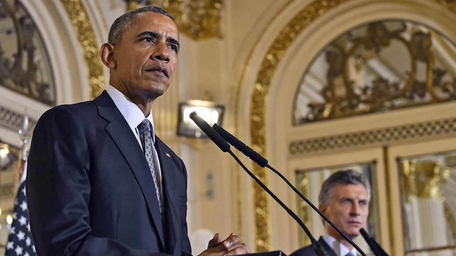 U.S. President Barack Obama and Argentinian President Mauricio Macri hold a joint press conference at the Casa Rosada presidential palace in Buenos Aires on March 23, 2016.
