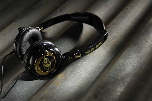 Skullcandy Turns Takeover Target After IPO Tumbes 66%