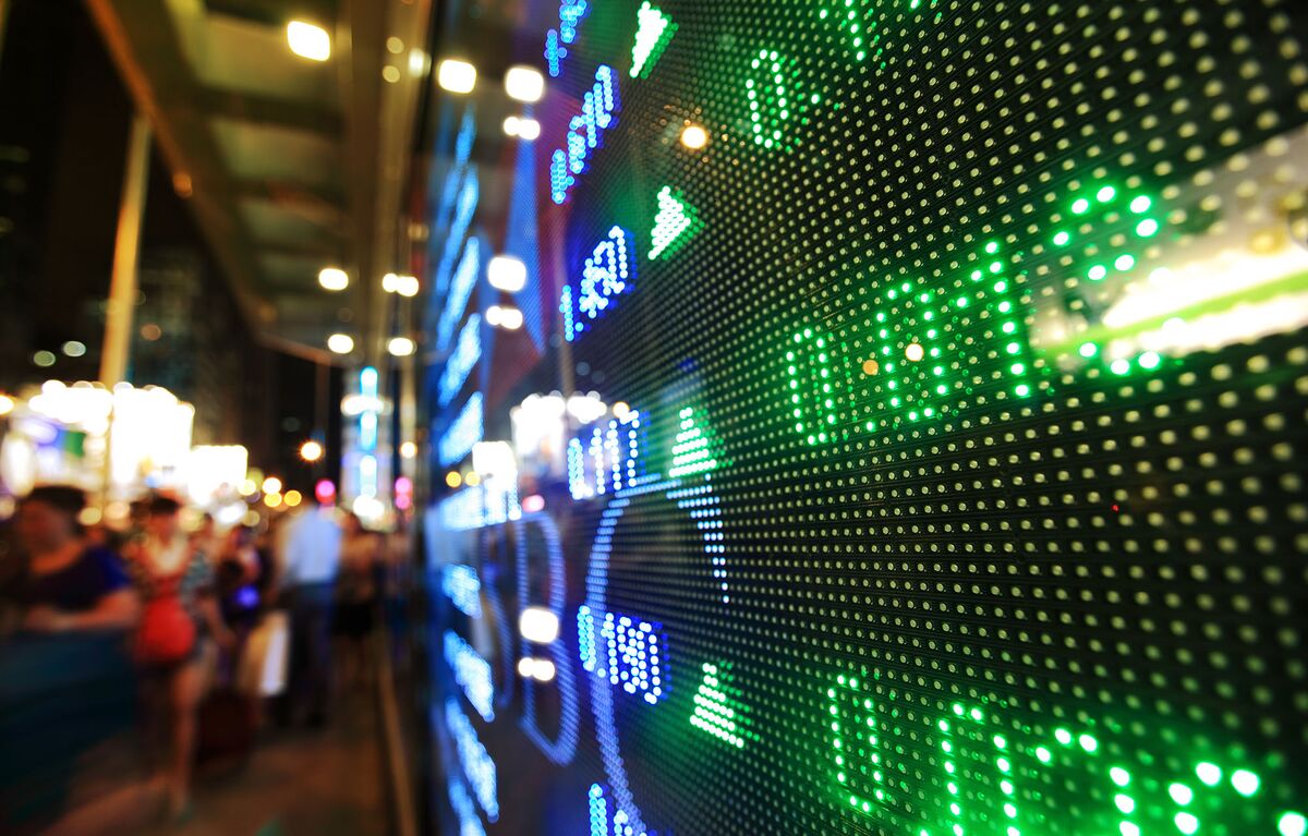 Year in Stocks Ending Just Like It Began, in StraightUp Bliss Bloomberg