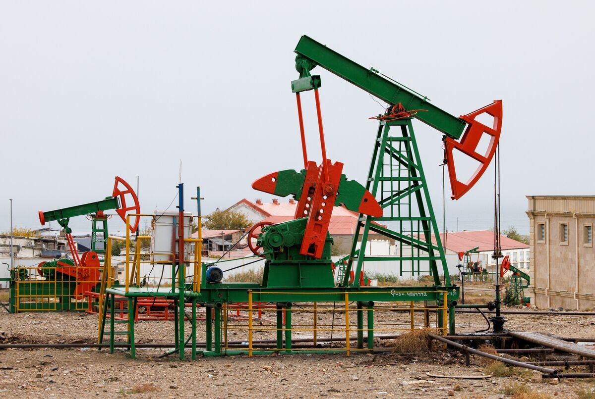 FGE NexantECA: Dầu có thể giảm xuống dưới 60 USD vào năm tới