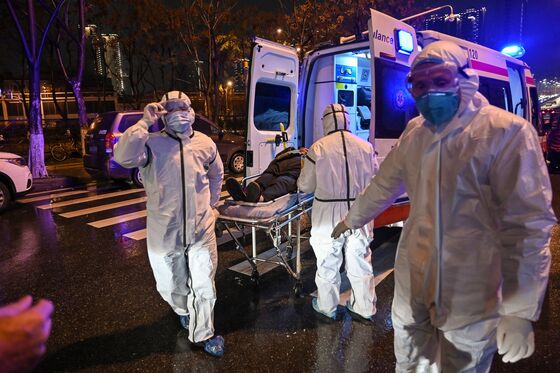 China Deaths Jump as Measures Fail to Slow Spread of Virus