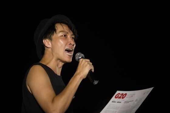 Key Hong Kong Protest Organizer Attacked by Armed Masked Men