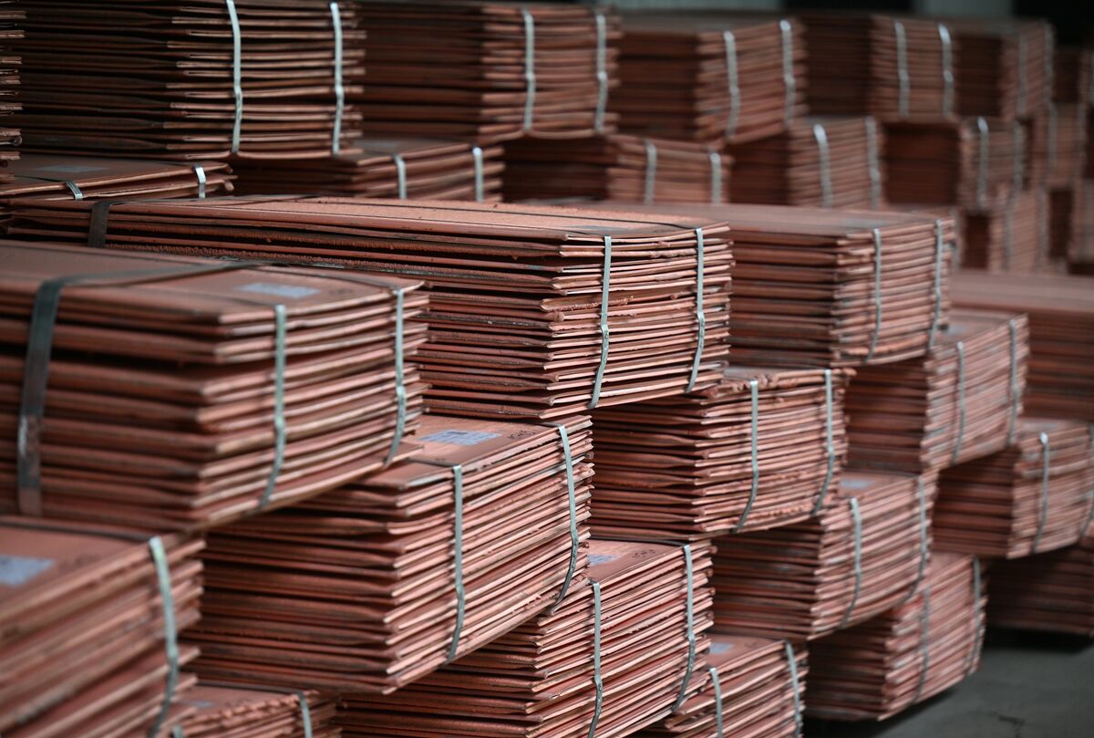 Copper Set for Biggest Weekly Gain Since April on Supply Outages