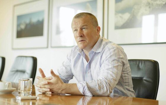 Woodford Investors Face Long Wait for Remaining Asset Sales