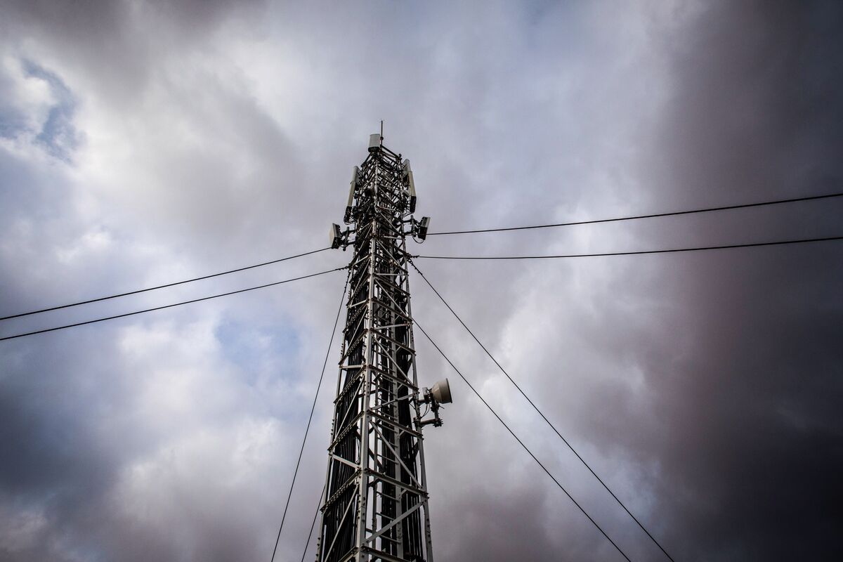 bloomberg.com - Clara Hernanz Lizarraga - Zegona Set to Replace Vantage Masts With Cellnex, American Tower