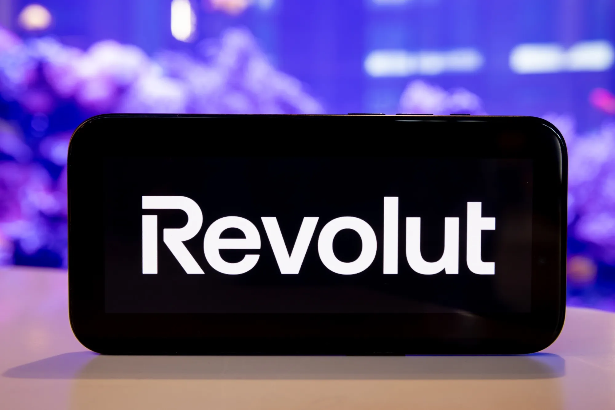 Revolut Cleared to Kick Off Banking Operations in Mexico, Heats Up Fintech  Race - Bloomberg