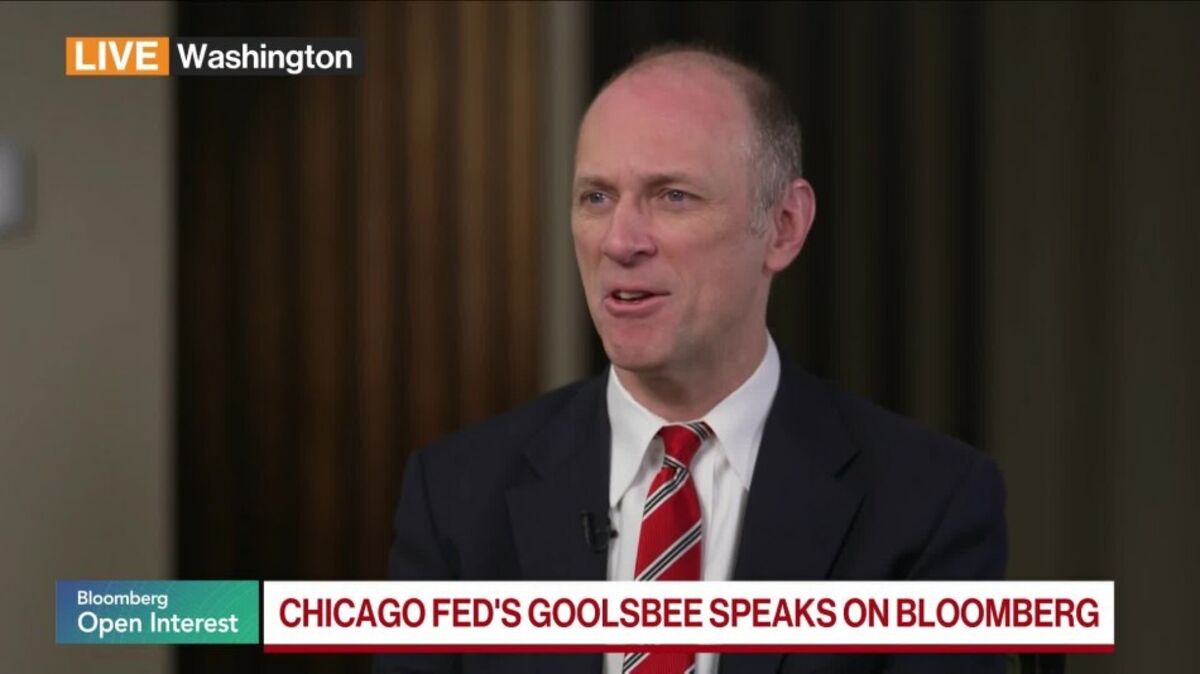 Fed's Goolsbee Says Job Market, Growth 'Pretty Steady'